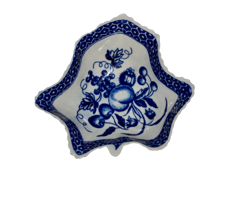 1st period worcester leaf shaped porcelain pickle dish c177585