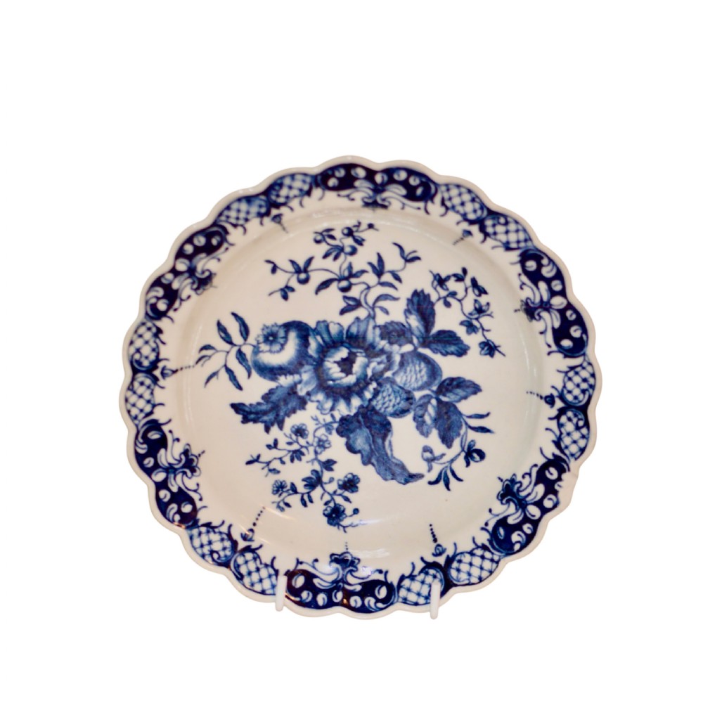 8th century worcester porcelain scallopedge shallow dish pinecone group